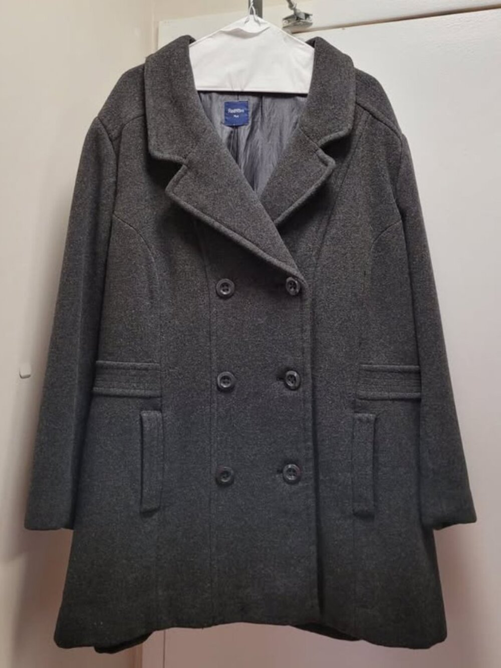 GENTLY USED, VINTAGE, REITMANS PLUS WOOL WINTER COAT, 3XL!!!